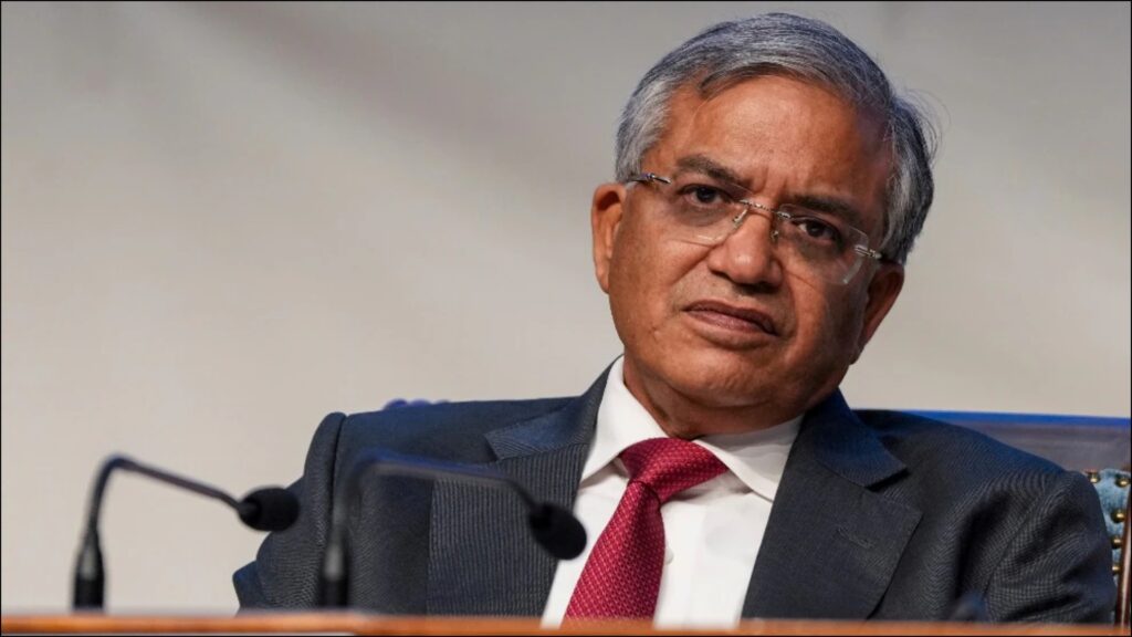 ಹೆದರಿದ ಗ್ಯಾನೇಶ್ ಕುಮಾರ್: ಛತ್ತೀಸ್‌ಗಢ ಭೇಟಿ ದಿಢೀರ್ ಮುಂದೂಡಿಕೆ; ಸಿಇಸಿ ಸುತ್ತ ರಾಜಕೀಯ ಬಿರುಗಾಳಿ