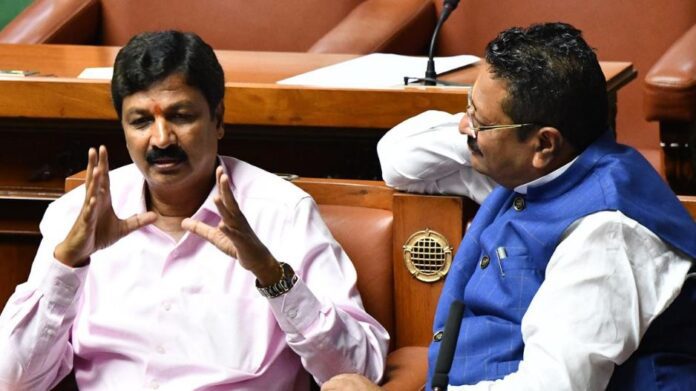 ಬಿಜೆಪಿ ಜಾರಕಿಹೊಳಿ - ಯತ್ನಾಳ್