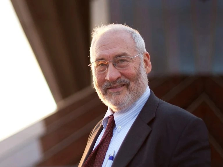 joseph stiglitz profile 1536x1152 1