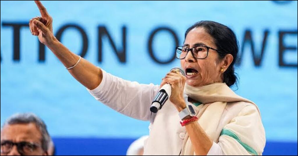 ನಂದಿಗ್ರಾಮ ಉಪಚುನಾವಣೆ: ಟಿಎಂಸಿ ಅಭ್ಯರ್ಥಿ ನಾಮಪತ್ರ ವಾಪಸ್; ಕಾಂಗ್ರೆಸ್‌ಗೆ ಬೆಂಬಲ ಘೋಷಿಸಿದ ಮಮತಾ ಬ್ಯಾನರ್ಜಿ