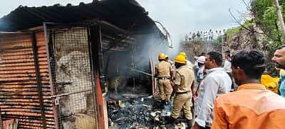 ಬೆಳಗಾವಿ : ಸುಟ್ಟು ಕರಕಲಾದ ಬಿಗ್ ಬಜಾರ್ ಅಂಗಡಿ