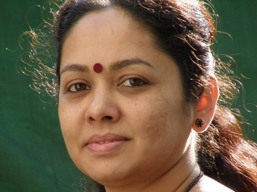 rupa hassan web