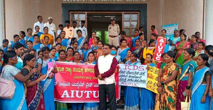 ಅಂಗನವಾಡಿ ಕಾರ್ಯಕರ್ತೆಯರ ಪ್ರತಿಭಟನೆ