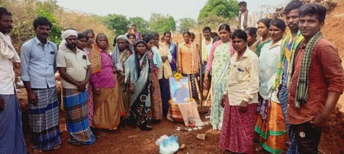 ಮನರೇಗಾ ಕಾರ್ಮಿಕರಿಂದ ಅಂಬೇಡ್ಕರ್‌ ಜಯಂತಿ ಹರಪನಹಳ್ಳಿ