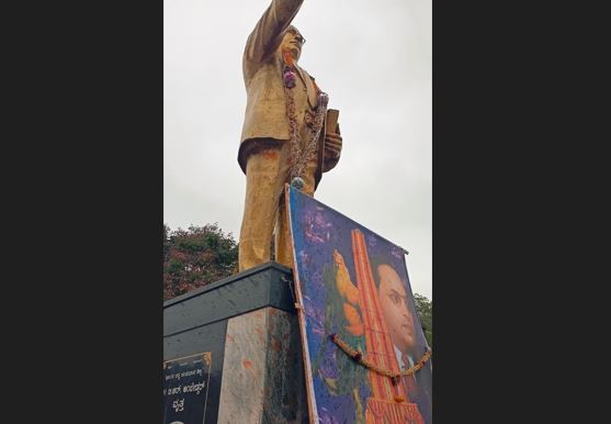 ಅಂಬೇಡ್ಕರ್‌ ಮೂರ್ತಿಗೆ ಅವಮಾನ