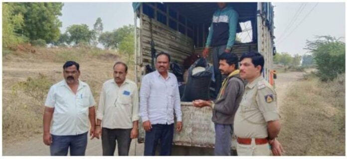 ಅಕ್ರಮವಾಗಿ ಅಕ್ಕಿ ಸಾಗಾಟ