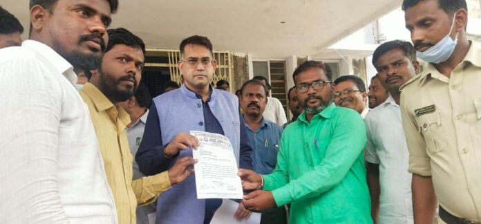 ಇಂದಿರಾ ಕ್ಯಾಂಟಿನ್‌ ಪುನರಾರಂಭಕ್ಕೆ ಒತ್ತಾಯ