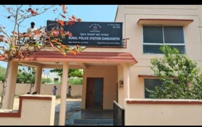 ಇಸ್ಪೀಟ್‌ ಅಡ್ಡಾಗಳ ಮೇಲೆ ಪೊಲೀಸ್‌ ದಾಳಿ