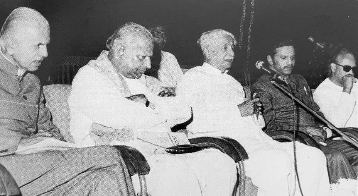 ಎಸ್ ಶಿವಪ್ಪ ದೇವರಾಜ ಅರಸು ಕುವೆಂಪು ಡಿಬಿಸಿ ಮತ್ತು ಬಸವಲಿಂಗಪ್ಪ