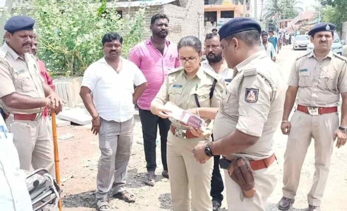 ಬಿಜೆಪಿ ಕಾರ್ಯಕರ್ತರ ವಶ