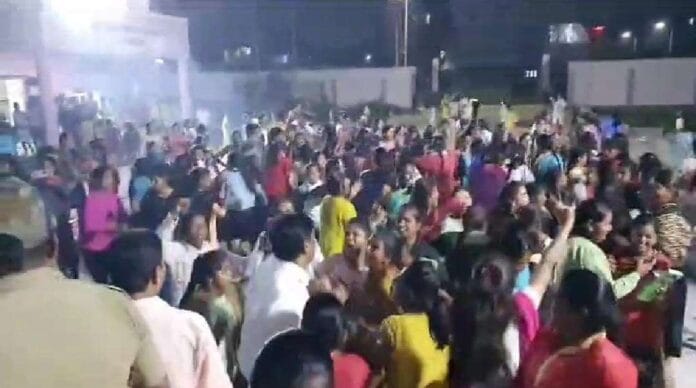 ಐಟಂ ಡಾನ್ಸ್