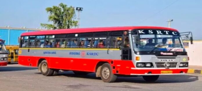 ವಿದ್ಯಾರ್ಥಿನಿಗೆ ಕಪಾಳಮೋಕ್ಷ ಮಾಡಿದ ಕಂಡಕ್ಟರ್