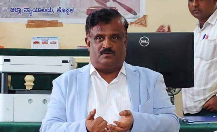ಕಂದಾಯ ಅದಾಲತ್‌ ಬಗ್ಗೆ ತಿಳಿಸಿದ ಮಹಾಂತೇಶ್‌ ಎಸ್‌ ದರಗದ