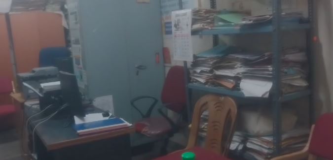 ಕಚೇರಿಗಳು ಖಾಲಿ ಖಾಲಿ 1