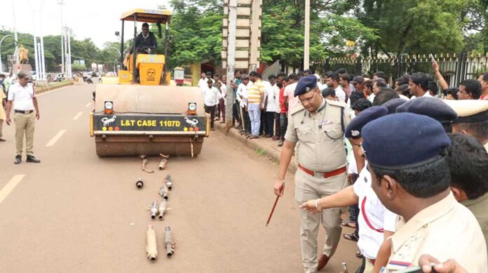 ಕರ್ಕಶ ಸೈಲೆನ್ಸರ್‌ಗಳ ತೆರವು