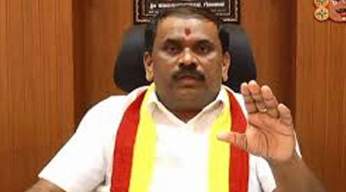 ಕರ್ನಾಟಕ ರಕ್ಷಣಾ ವೇದಿಕೆ ರಾಜ್ಯಾಧ್ಯಕ್ಷ ಟಿ ಎ ನಾರಾಯಣಗೌಡ