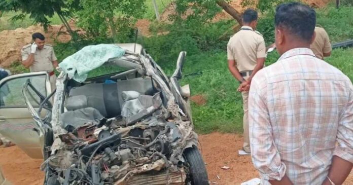 ಕಾರು ಅಪಘಾತದಲ್ಲಿ ನಾಲ್ವರ ಸಾವು