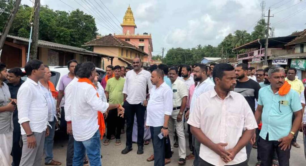 ಕುಂಜಾವಿನಲ್ಲಿ ಹಸುವಿನ ತಲೆ ಪತ್ತೆ ಪ್ರಕರಣ ಕುರಿತು ಮನವಿ 2