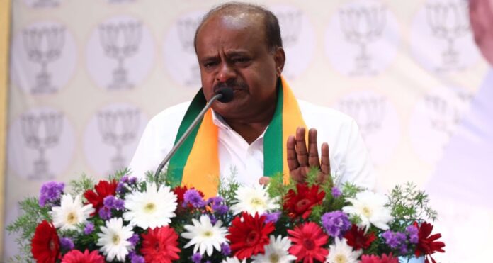 ಕುಮಾರಸ್ವಾಮಿ (2)