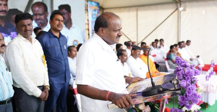 ಕುಮಾರಸ್ವಾಮಿ (3)