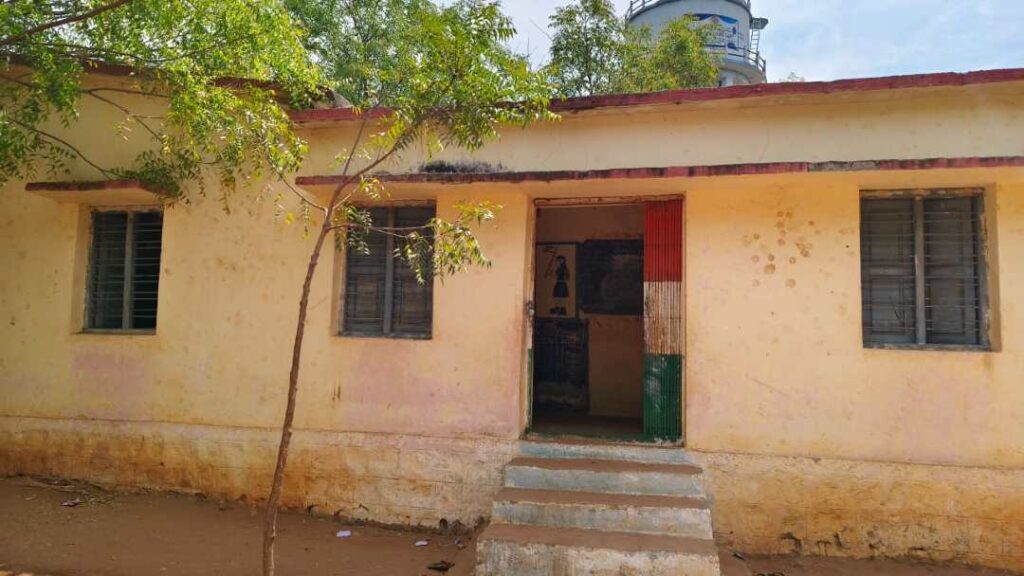 ಕುರುಬರ ದೊಡ್ಡಿ ಶಾಲೆಗೆ ವಿದ್ಯುತ್‌ ಸಂಪರ್ಕವಿಲ್ಲ