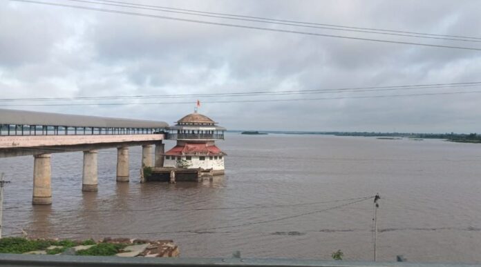 ಭಾರೀ ಮಳೆಗೆ ತುಂಬಿದ ಕೃಷ್ಣಾ ಜಲಾಶಯ