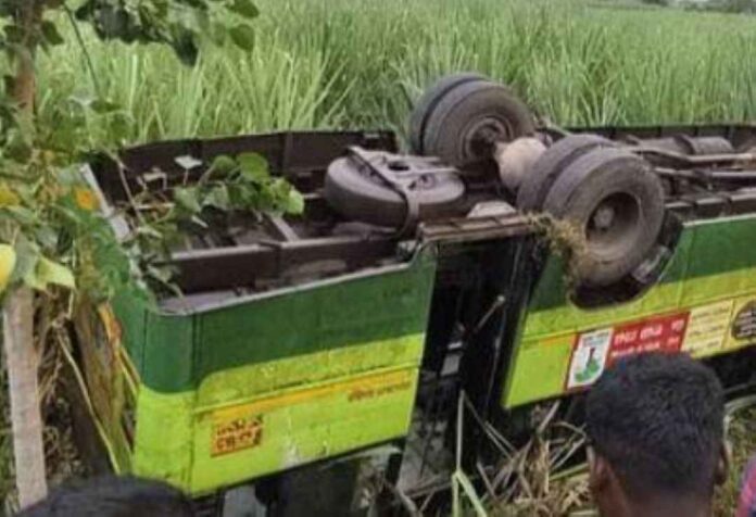 ಕೆಎಸ್‌ಆರ್‌ಟಿಸಿ ಬಸ್‌ ಪಲ್ಟಿ