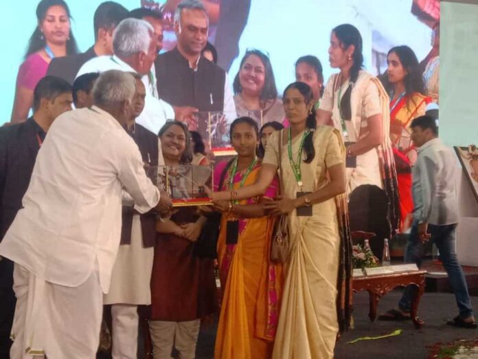 ಕೊತಬಾಳ ಗ್ರಾಮಕ್ಕೆ ಗಾಂಧಿ ಗ್ರಾಮ ಪುರಸ್ಕಾರ