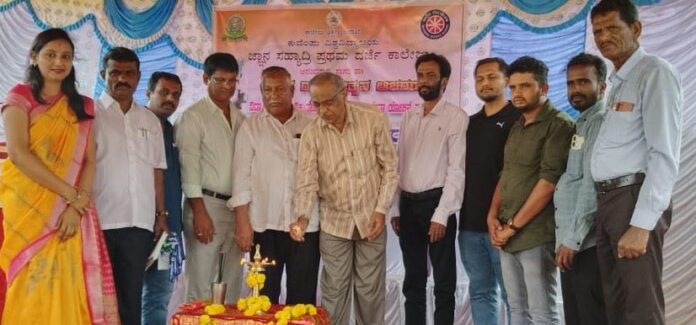 ಗ್ರಾಮೀಣ ಭಾಗದ ಕಾಲೇಜು