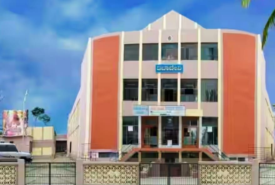 ಚಿತ್ರಮಂದಿರ 5
