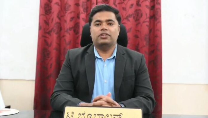 ಜಿಲ್ಲಾಧಿಕಾರಿ ಭೂಬಾಲನ್