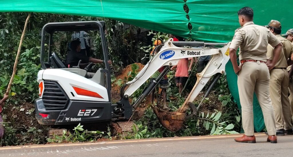 ಜೆಸಿಬಿ 4