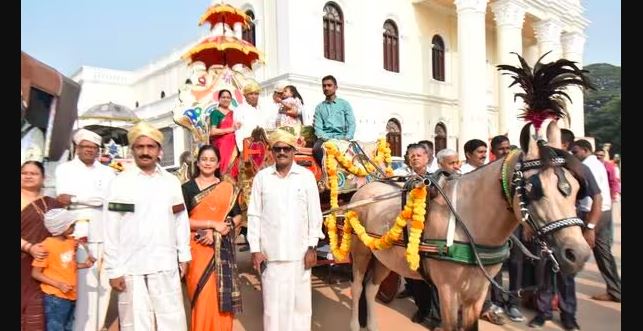 ಟಾಂಗಾ ಸವಾರಿಗೆ ಚಾಲನೆ
