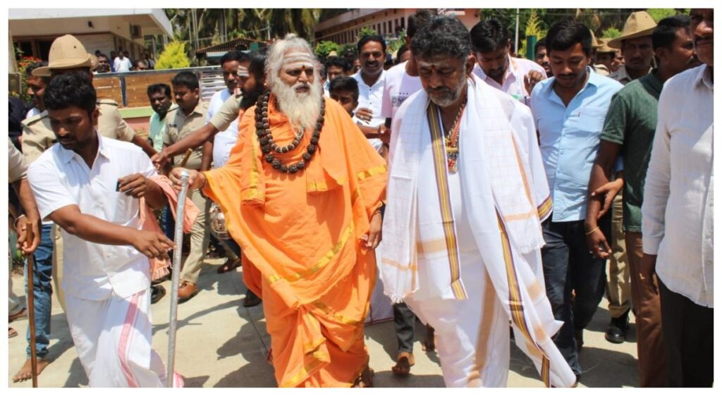 ಡಿ ಕೆ ಶಿವಕುಮಾರ್