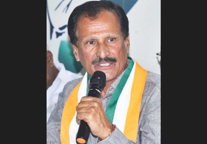 ತುಮಕೂರು ಕಾಂಗ್ರೆಸ್‌ ಅಭ್ಯರ್ಥಿ ಮುದ್ದಹನುಮೇಗೌಡ