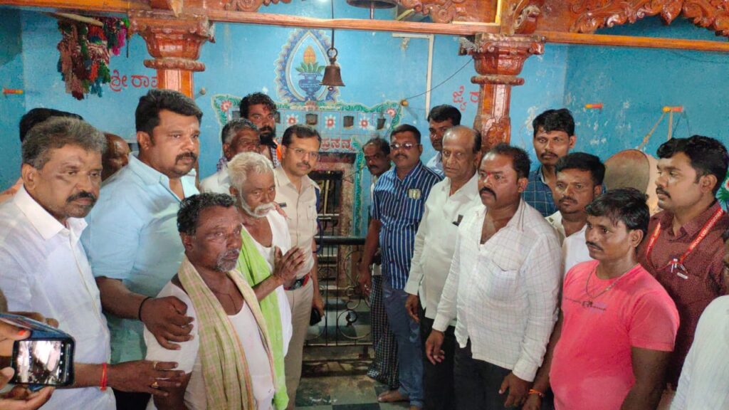 ದಲಿತರ ದೇಗುಲ ಪ್ರವೇಶ