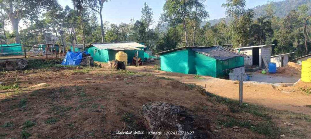 ದಲಿತರ ಮನೆಗಳು