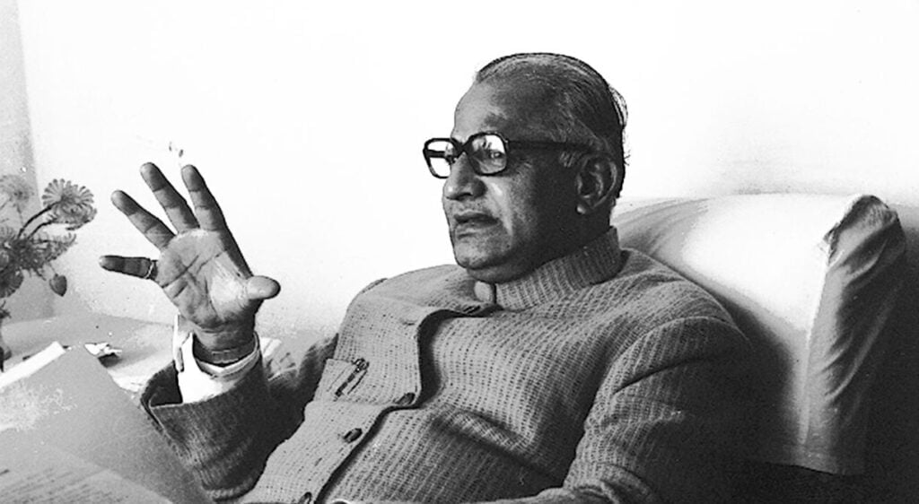 ದೇವರಾಜ ಅರಸು1