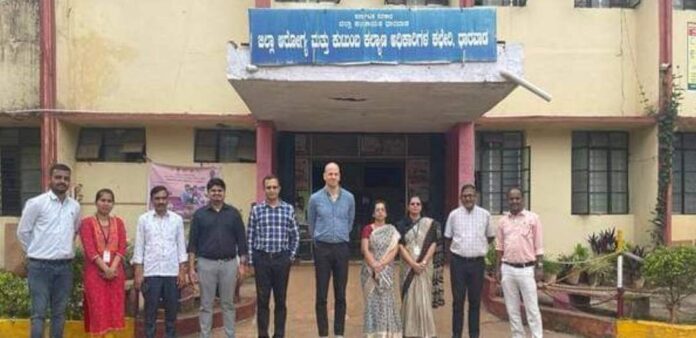 ಡಬ್ಲ್ಯೂಎಚ್‌ಒ ತಂಡ
