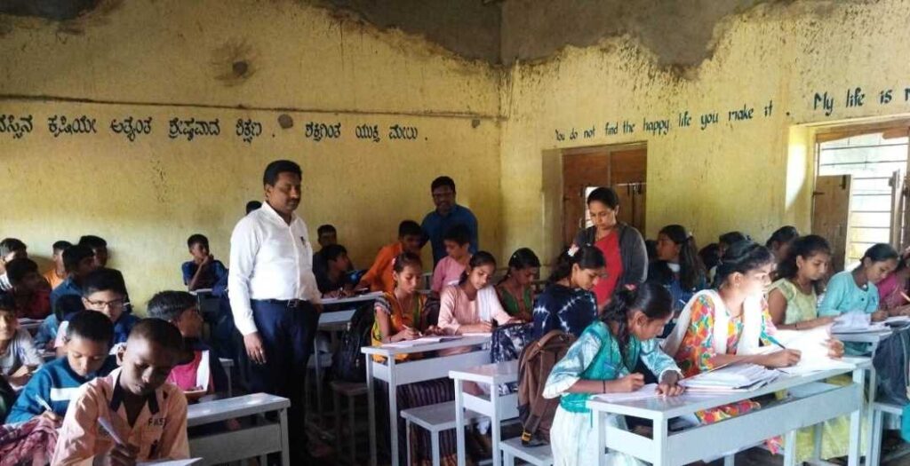 ಧಾರವಾಡದ ಬೆಣಚಿ ಪ್ರೌಢಶಾಲೆ
