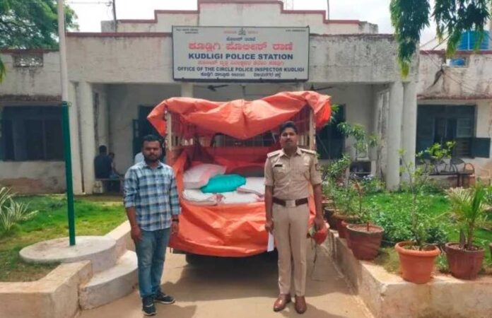 ನಕಲಿ ಬೀಜ ಸಾಗಿಸುತ್ತಿದ್ದ ಇಬ್ಬರ ಬಂಧನ