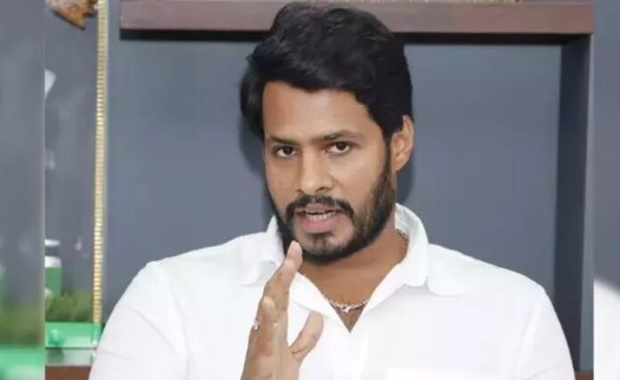 ನಿಖಿಲ್‌ ಕುಮಾರಸ್ವಾಮಿ