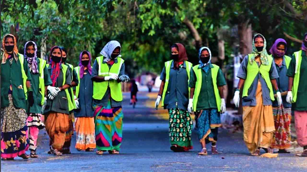 ಪೌರ ಕಾರ್ಮಿಕರು