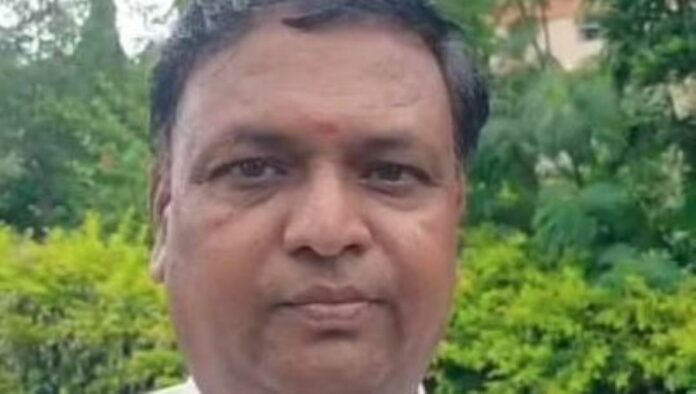 ಪ್ರಾಚಾರ್ಯ ನಾಗಶೆಟ್ಟಿ ಕುಲಕರ್ಣಿ ಅಮಾನತಿಗೆ ಆಗ್ರಹ