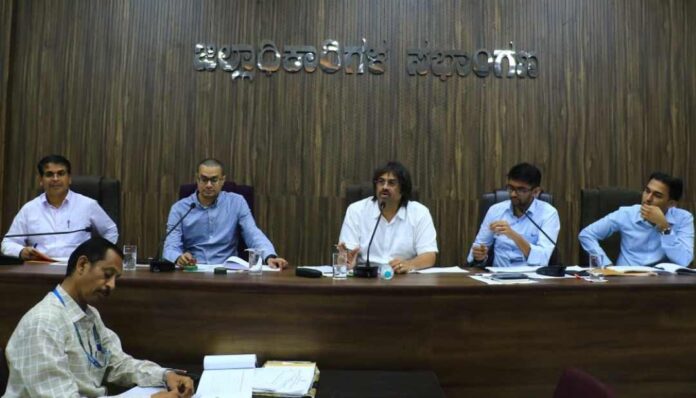 ಪ್ರಾಥಮಿಕ ಶಿಕ್ಷಣ ಸಚಿವ ಮಧು ಬಂಗಾರಪ್ಪ