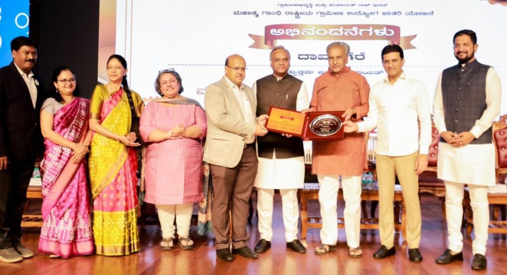 ಪ್ರಿಯಾಂಕ್ ಖರ್ಗೆ 1 5