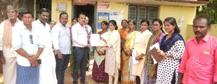 ಮನರೇಗಾ ಸಮಸ್ಯೆ ಪರಿಹಾರಕ್ಕೆ ಕಾರ್ಮುಕರ ಒತ್ತಾಯ