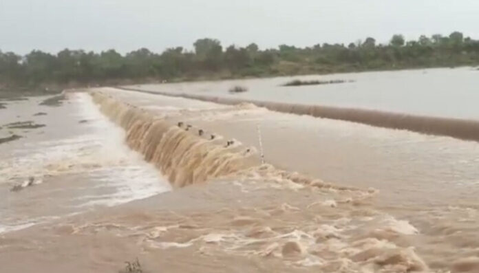 ಬೆಳಗಾವಿ, ಮಳೆ ಅಬ್ಬರ, ನದಿಗಳು, ಜನಜೀವನ, ಮಳೆ, Belgaum, heavy rain, rivers, life, rain,