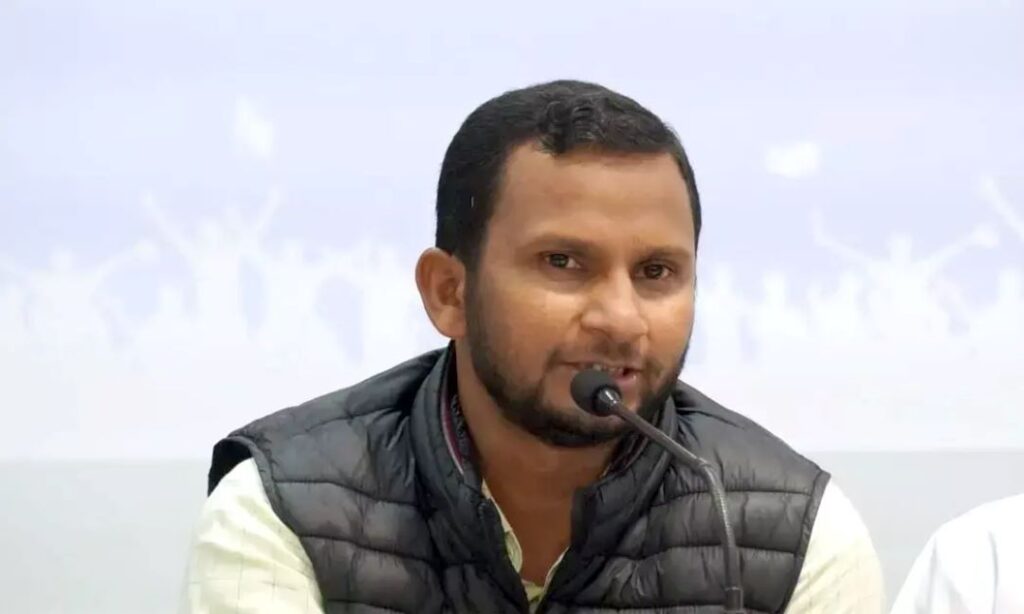 ಉರ್ದು ಸೇರಿ ಭಾಷಾ ಶಿಕ್ಷಕರ ನೇಮಕಾತಿ: ಸರ್ಕಾರ ಮಾತಿಗೆ ತಪ್ಪಿದರೆ ತೀವ್ರ ಹೋರಾಟದ ಎಚ್ಚರಿಕೆ