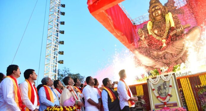 ಭುವನೇಶ್ವರಿ (1)